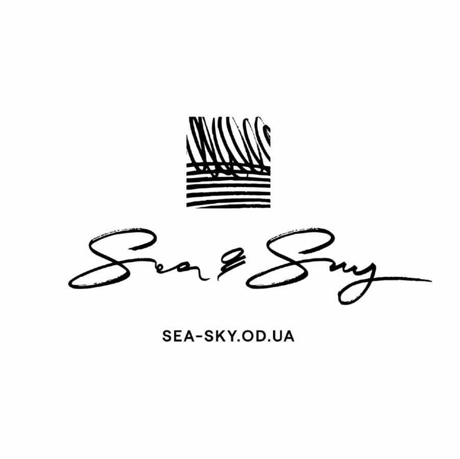 Sea & Sky Apartments Odessa Exteriör bild