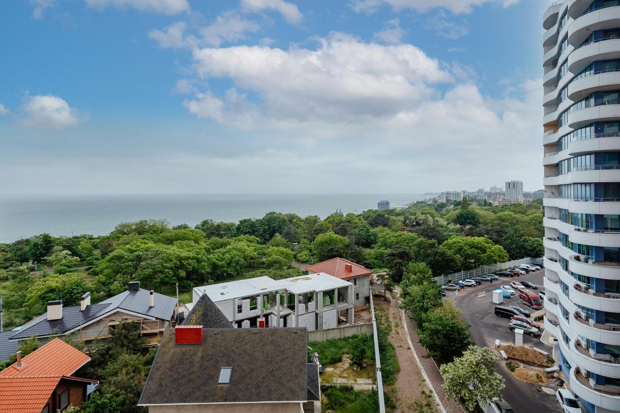 Sea & Sky Apartments Odessa Rum bild